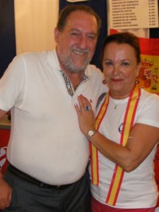 Feria_Arroyo_de_la_Miel_2010 (12) Enrique Moya y Sra. en la caseta del PP