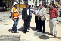 Miembros del equipo de gobierno visitan el recinto ferial aún por concluir