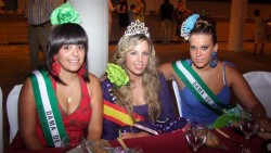 Reina y Damas