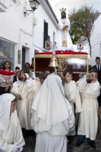 Lunes Santo Cautivo infantil Benalmadena Cautivo infantil en Benalmádena Pueblo