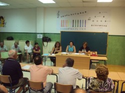 20110907_bejar_asamblea_vecinos Los vecinos plantearon sus dudas