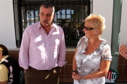 20110913_carnero_anicatorres_www-guiadebenalmadena-com “Con iniciativas como esta jornada fomentamos la integración y la multiculturalidad del municipio, además de estrechar los lazos con los residentes extranjeros”