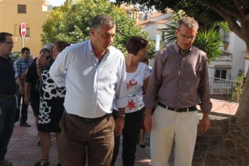 20110927_visita_carola2 “La barriada mantiene desde hace años una serie de problemas que queremos atajar de forma inmediata”