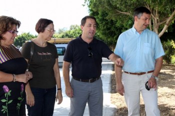 “Vamos a reforzar con más medios humanos y técnicos la limpieza en la zona de Carola y Miramar”, ha anunciado Juan José Jiménez.