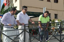 20111019_obras_carril_Siroco_www-guiadebenalmadena-com Juan José Jiménez: “Vamos a crear un acerado nuevo en toda la calle, además de arreglar la barandilla y revisar todo el alumbrado eléctrico”