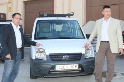 20111109_vehiculos_nuevos_SO_3 “Gracias a estos vehículos vamos a poder agilizar y mejorar el trabajo de los operarios a un coste muy reducido para las arcas municipales”