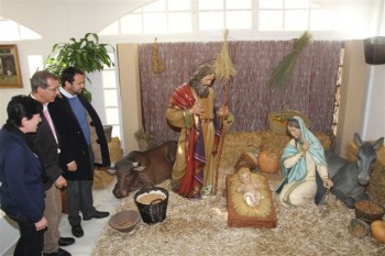 20111207_belen_los_porches_benalmadena_costa Tejada, Salido y Olea presentaron el nacimiento