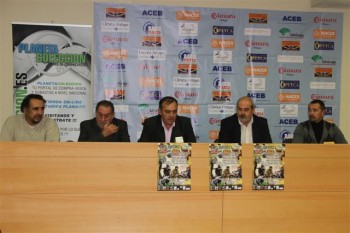 20111213_pres_expo_historica Los organizadores presentaron el evento en la sede de la ACEB